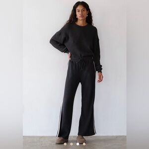Donni. The thermal crop stripe pant in charcoal grey size S like new